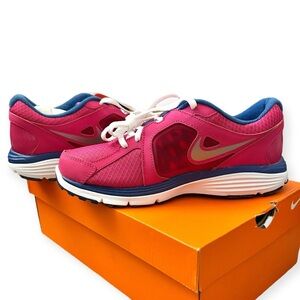 Nike Dual Fusion Run Sneakers 6Y/8W Athletic Pink Running Shoes